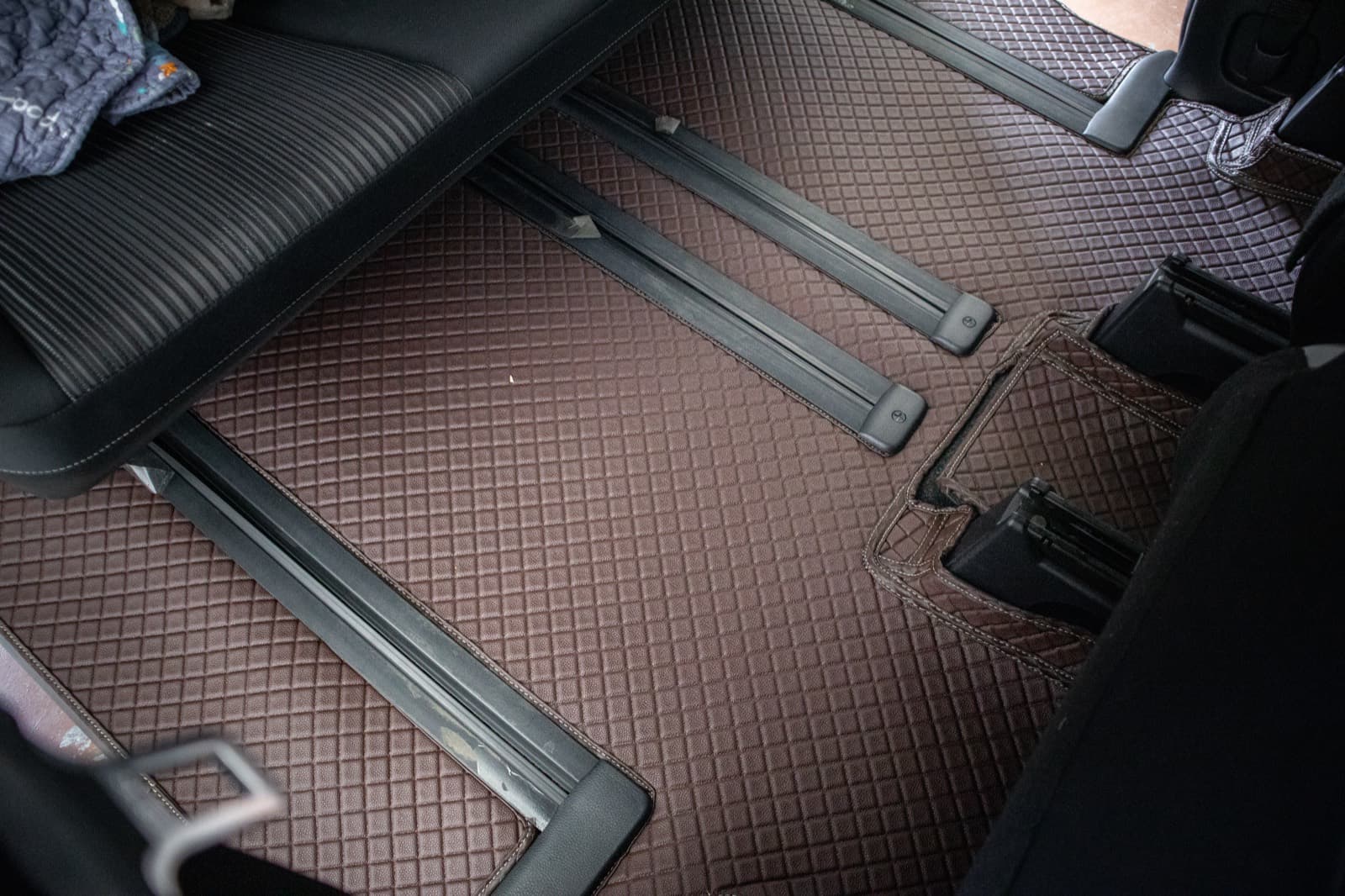 Toyota Voxy with Ottoman custom-fit seat covers and 3D car mats