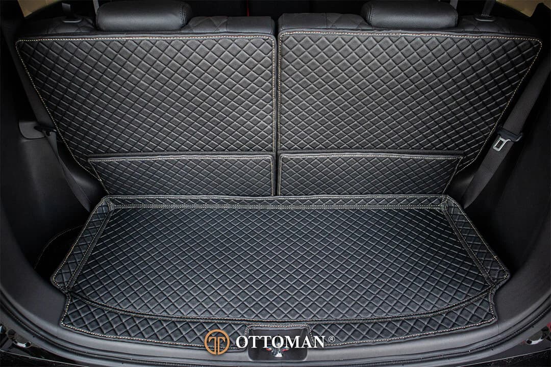 Boot fitted with Classic Series 3D car mats in Black