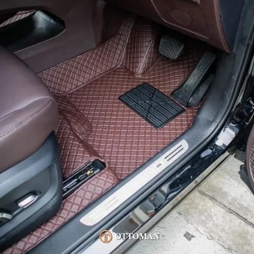 Chery Tiggo 8 fitted with Classic Brown 3D car mats