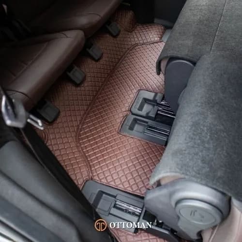 Chery Tiggo 8 fitted with Classic Brown 3D car mats