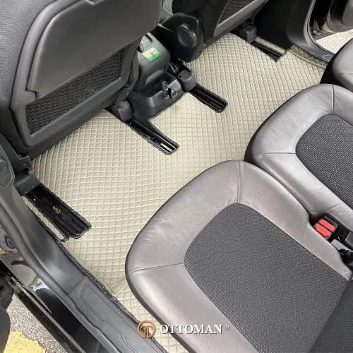 Citroen Grand C4 Picasso Classic Series Grey — real install