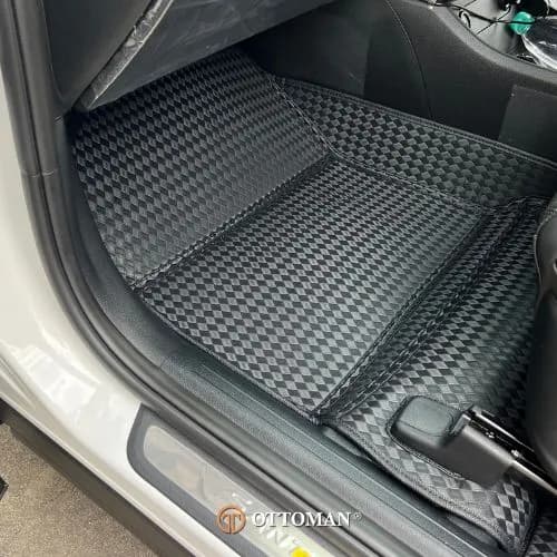 Hyundai Santa Fe Titanium Series Black — real install