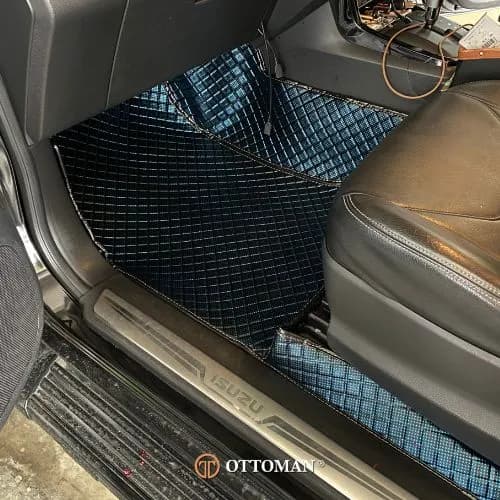Isuzu D-Max Galaxy Series Blue — real install