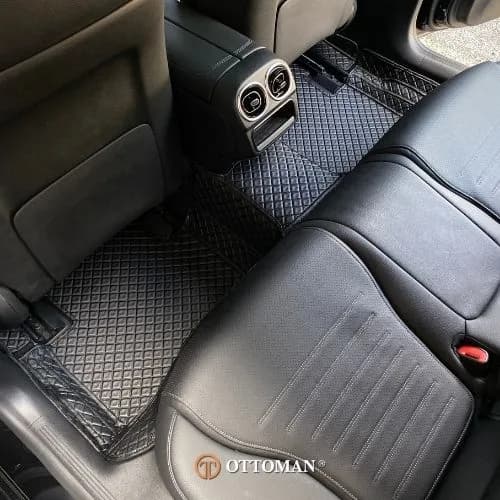 Mercedes Benz C-Class Classic Series Black — real install
