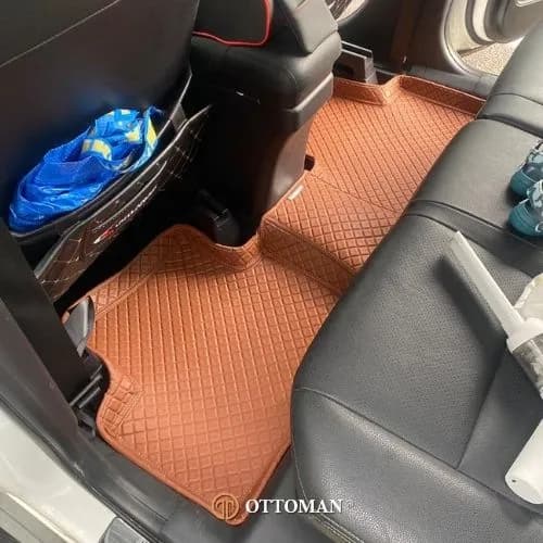 Mitsubishi Outlander Classic Series Porsche Orange — real install