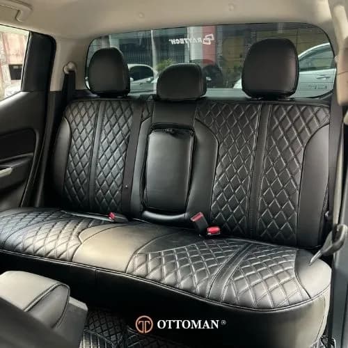 Mitsubishi Triton Adamas Series Full Black — real install