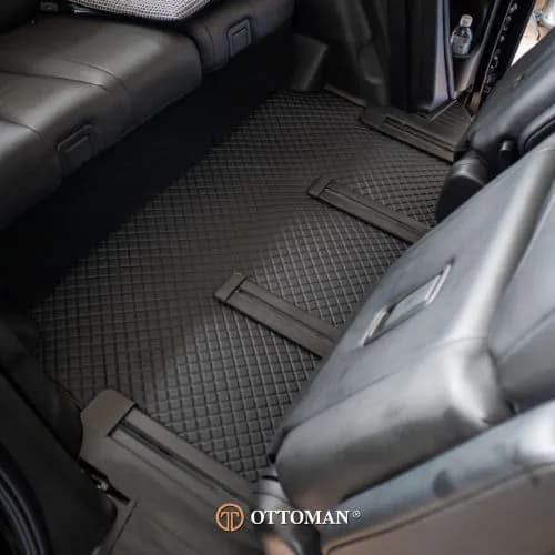 Nissan Elgrand Classic Series Black — real install