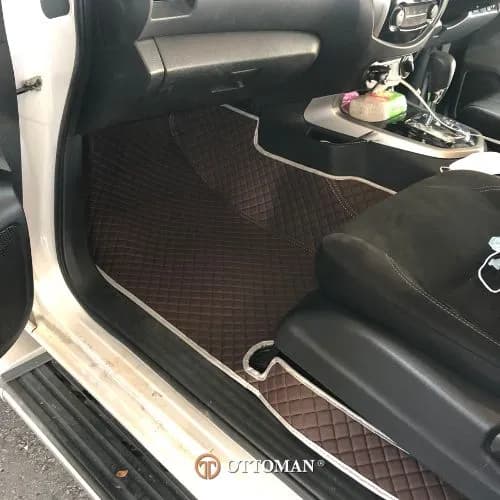 Nissan Navara fitted with Classic Brown 3D car mats