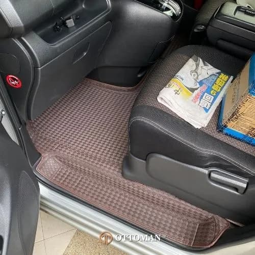 Nissan Serena Titanium Series Brown — real install