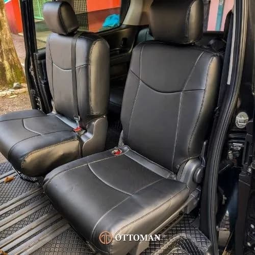 Nissan Serena fitted with Full Black seat covers