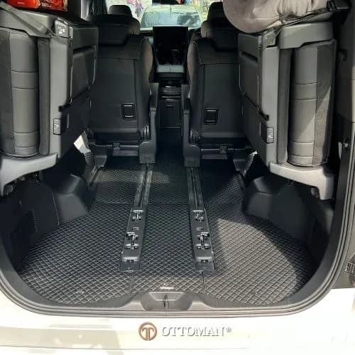 Toyota Alphard Ottoman — real install