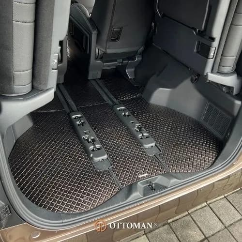Toyota Alphard Ottoman — real install