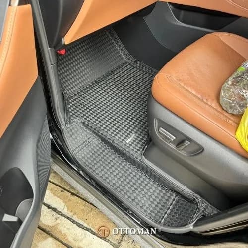Toyota Alphard Ottoman — real install