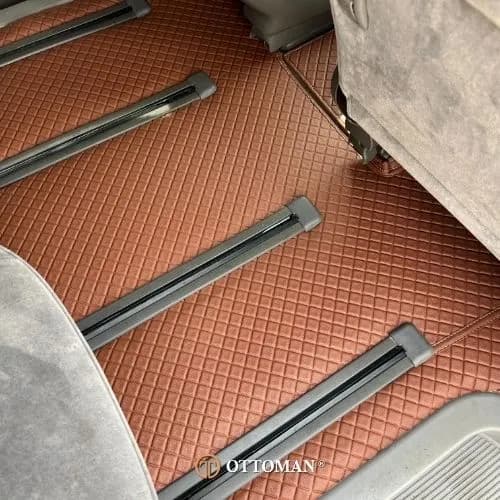 Toyota Estima Ottoman — real install