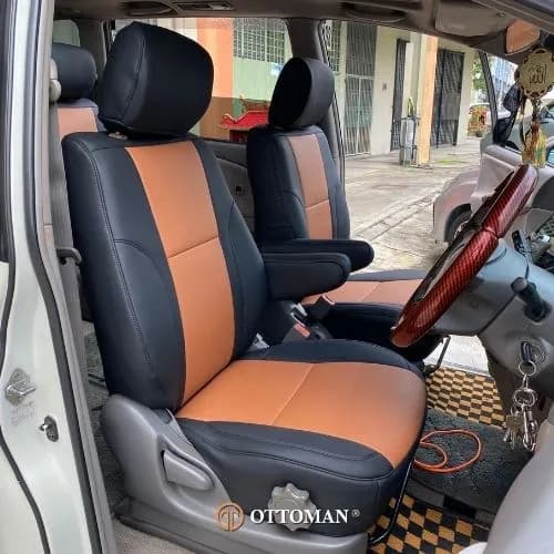 Toyota Estima fitted with Caramel & Black seat covers