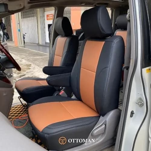 Toyota Estima fitted with Caramel & Black seat covers