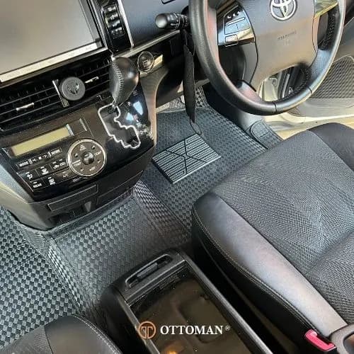 Toyota Estima Ottoman — real install
