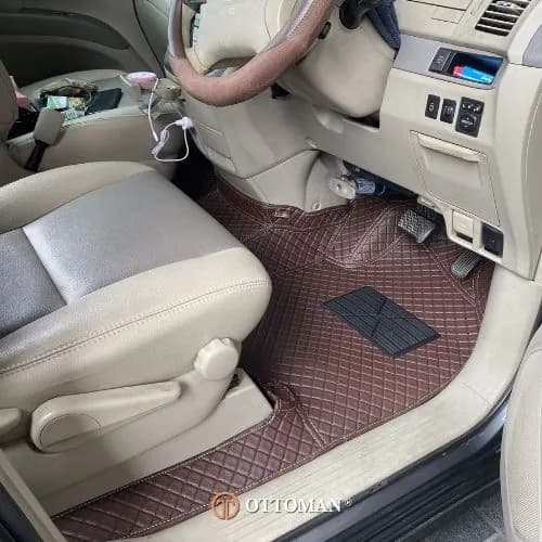 Toyota Estima Ottoman — real install