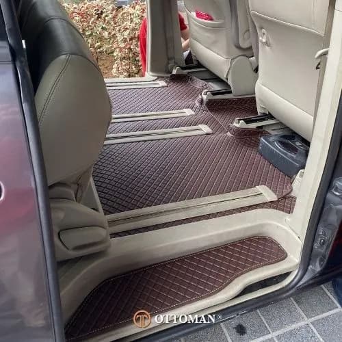 Toyota Estima Ottoman — real install