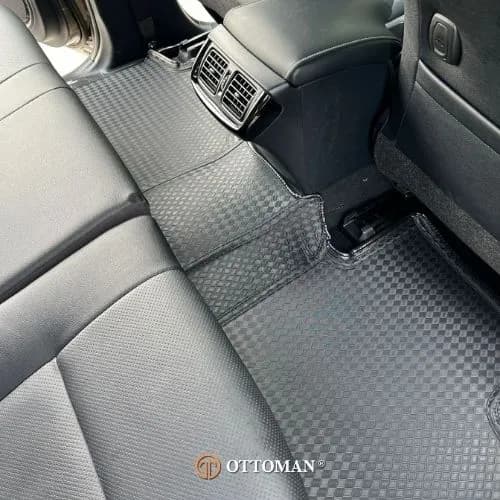 Toyota Hilux Ottoman — real install