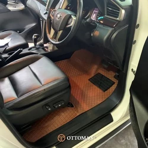 Toyota Innova Ottoman — real install