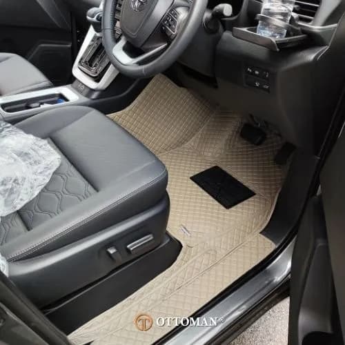 Toyota Innova Zenix Ottoman — real install