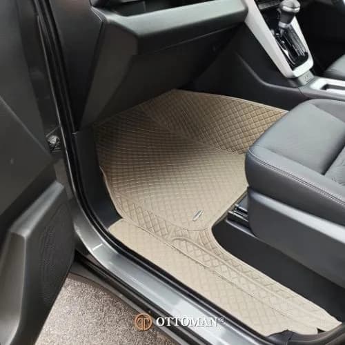 Toyota Innova Zenix Ottoman — real install