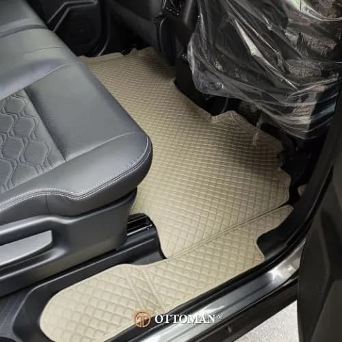 Toyota Innova Zenix Ottoman — real install