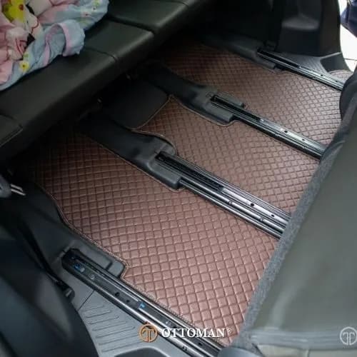 Toyota Innova Zenix Ottoman — real install