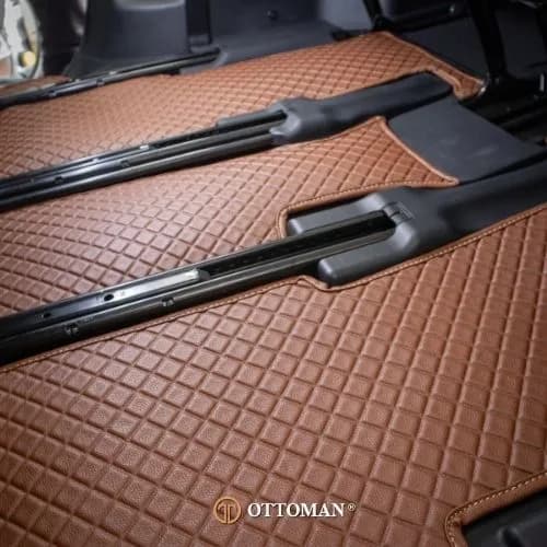 Toyota Innova Zenix Ottoman — real install