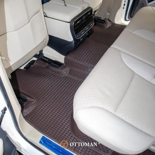 Toyota Land Cruiser Ottoman — real install