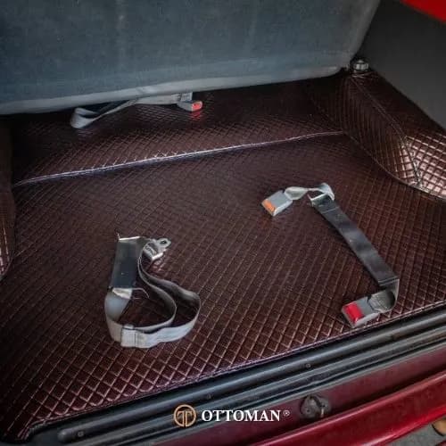 Toyota Unser Galaxy Series Red — real install