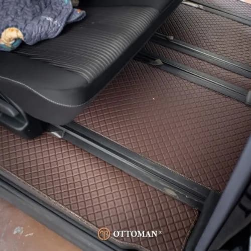 Toyota Voxy Ottoman — real install