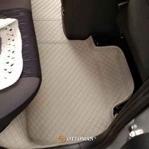Toyota Yaris Ottoman — real install