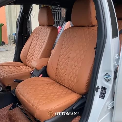 Toyota Yaris Adamas Series Full Caramel — real install