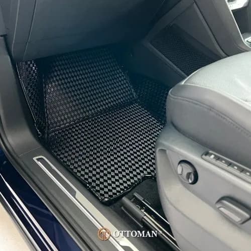 Volkswagen Tiguan Allspace Ottoman — real install