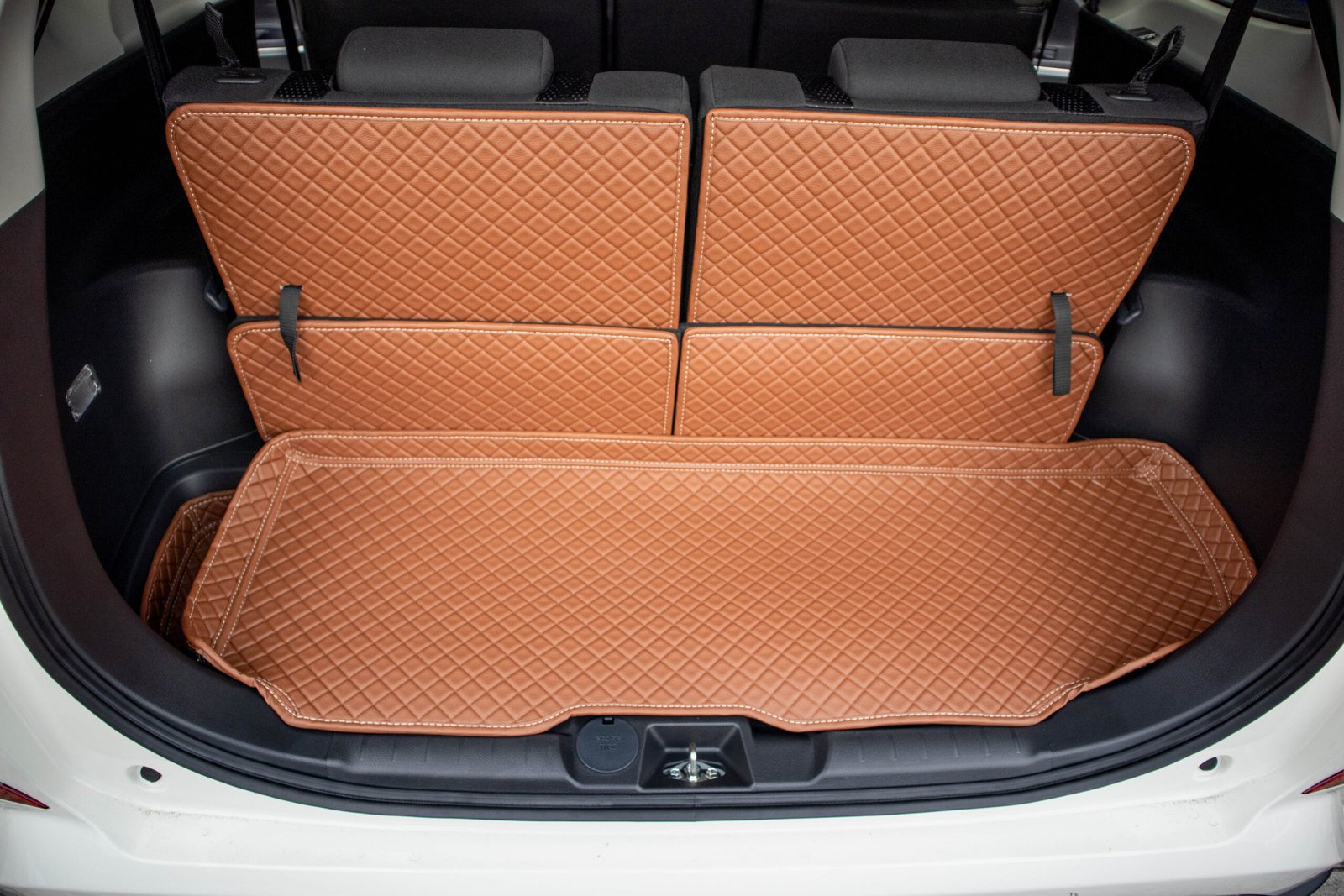 Ottoman_Car_Mat_7_Seater_3_Rows_with_Back_Seat_Cover_1